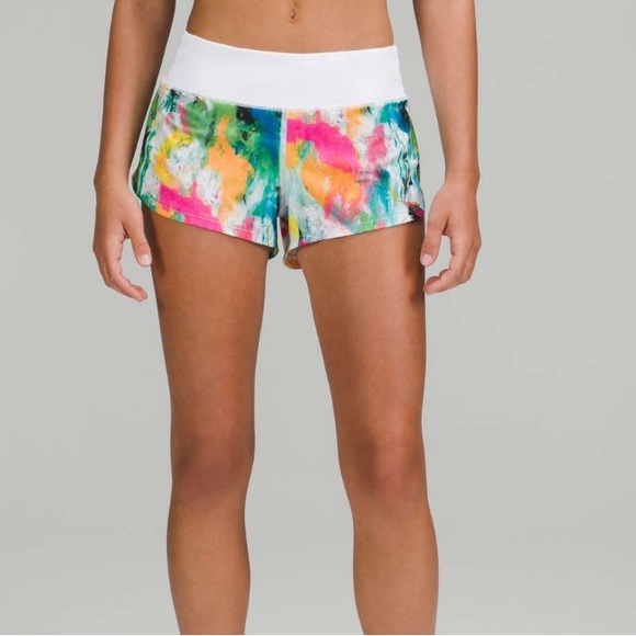 Lululemon Speed Up Low-Rise Lined Short 2.5" in No Limits White Multi / White - Picture 2 of 12